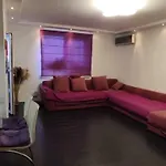 Couple\'S Apartment